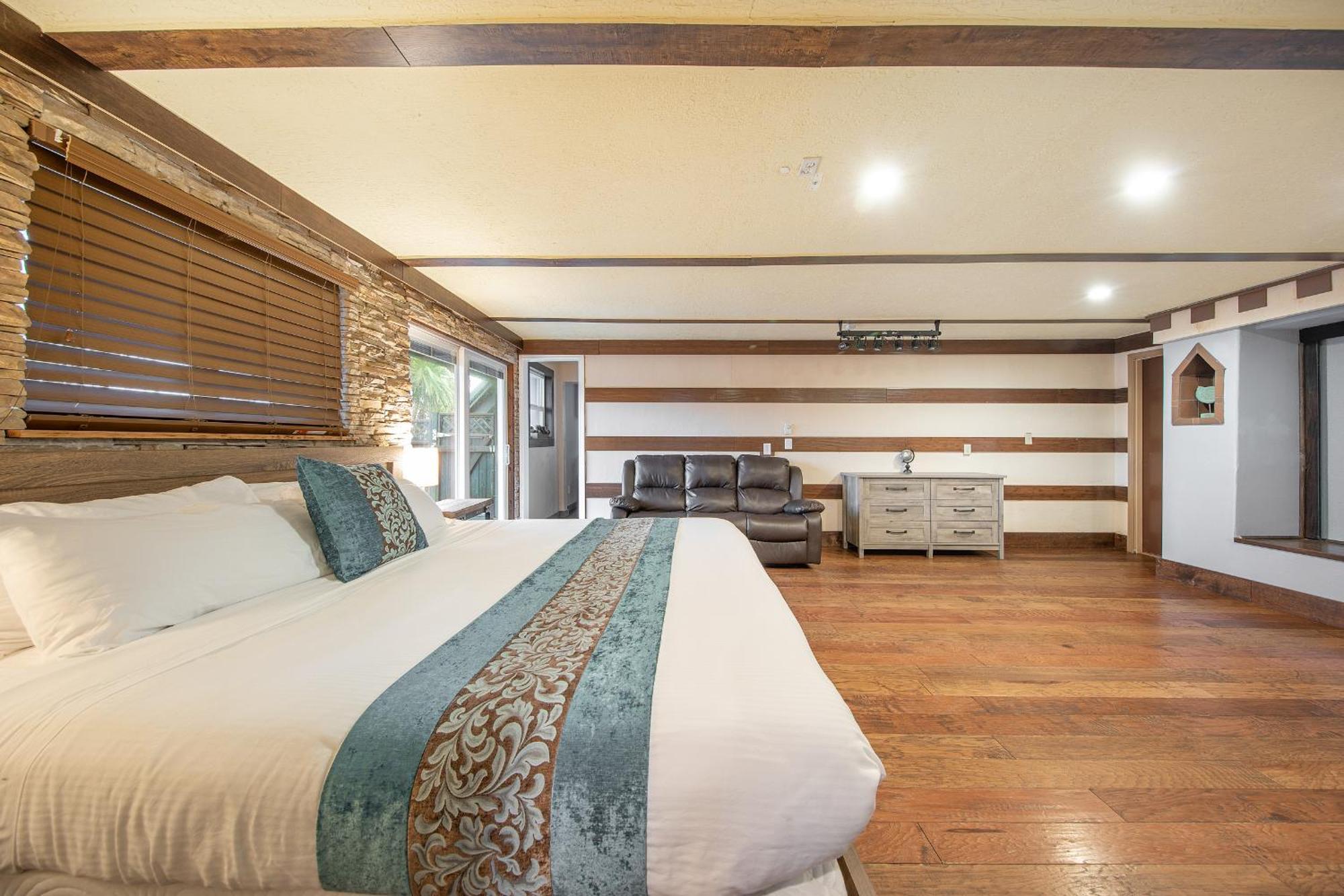 Wanderlust Inn Ошен Шорс Номер фото